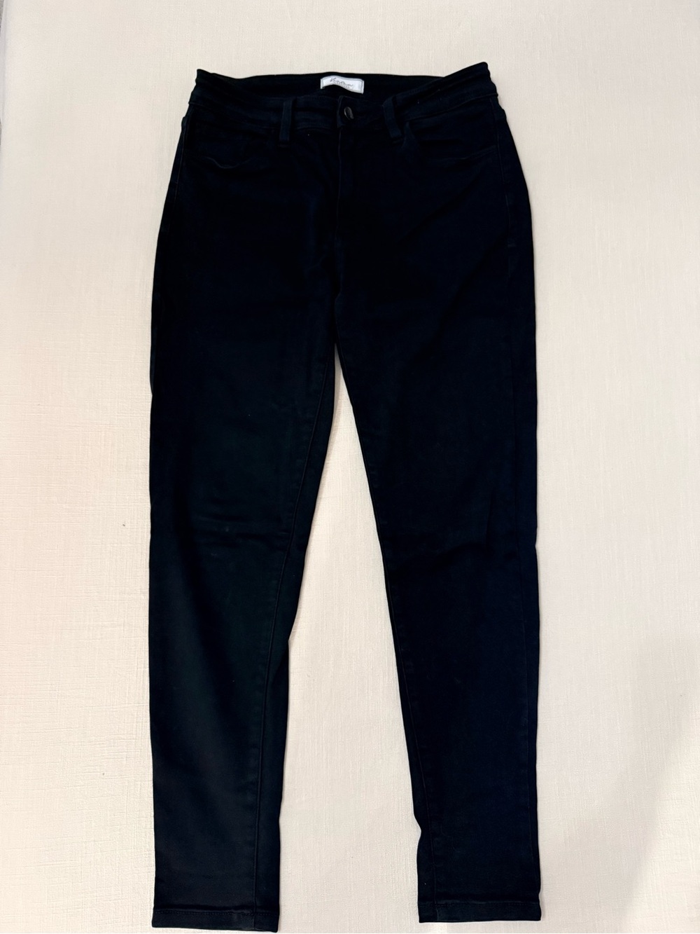 KanCan Signature Women's Mid-Rise Ankle Skinny Jeans in Black - Stretch Slim Fit